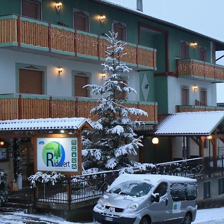 Hotel Locanda Ridevert à Tione di Trento Extérieur photo