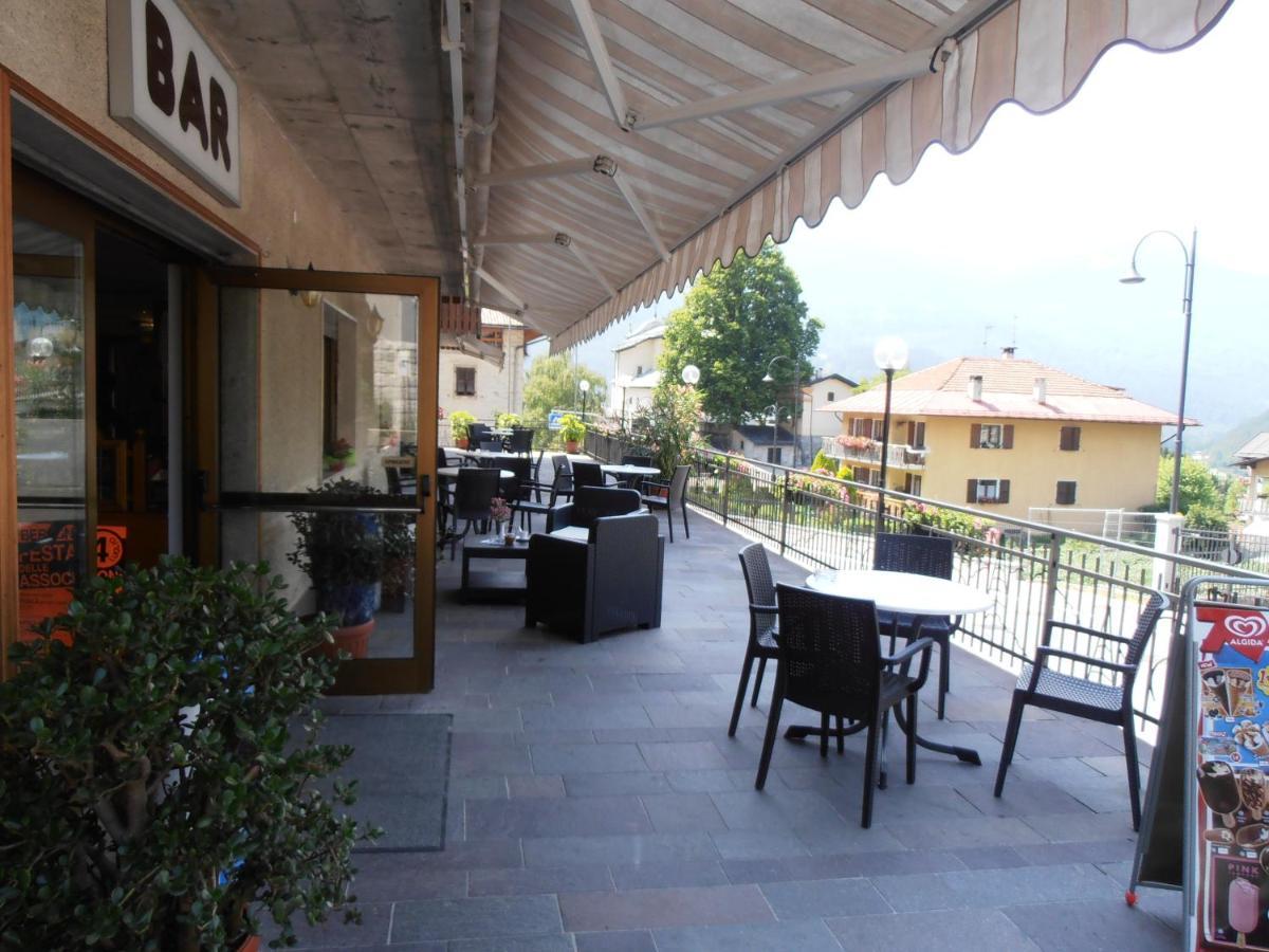 Hotel Locanda Ridevert à Tione di Trento Extérieur photo