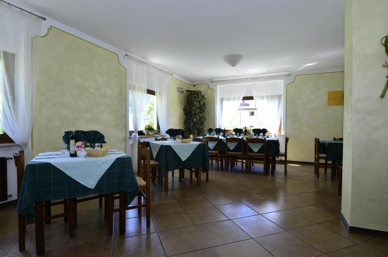 Hotel Locanda Ridevert à Tione di Trento Extérieur photo