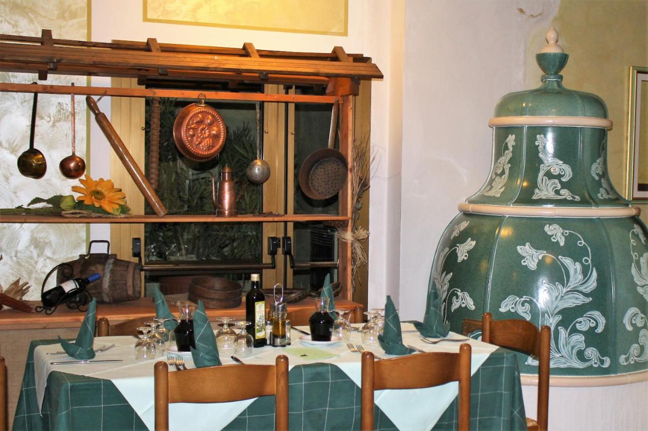 Hotel Locanda Ridevert à Tione di Trento Extérieur photo